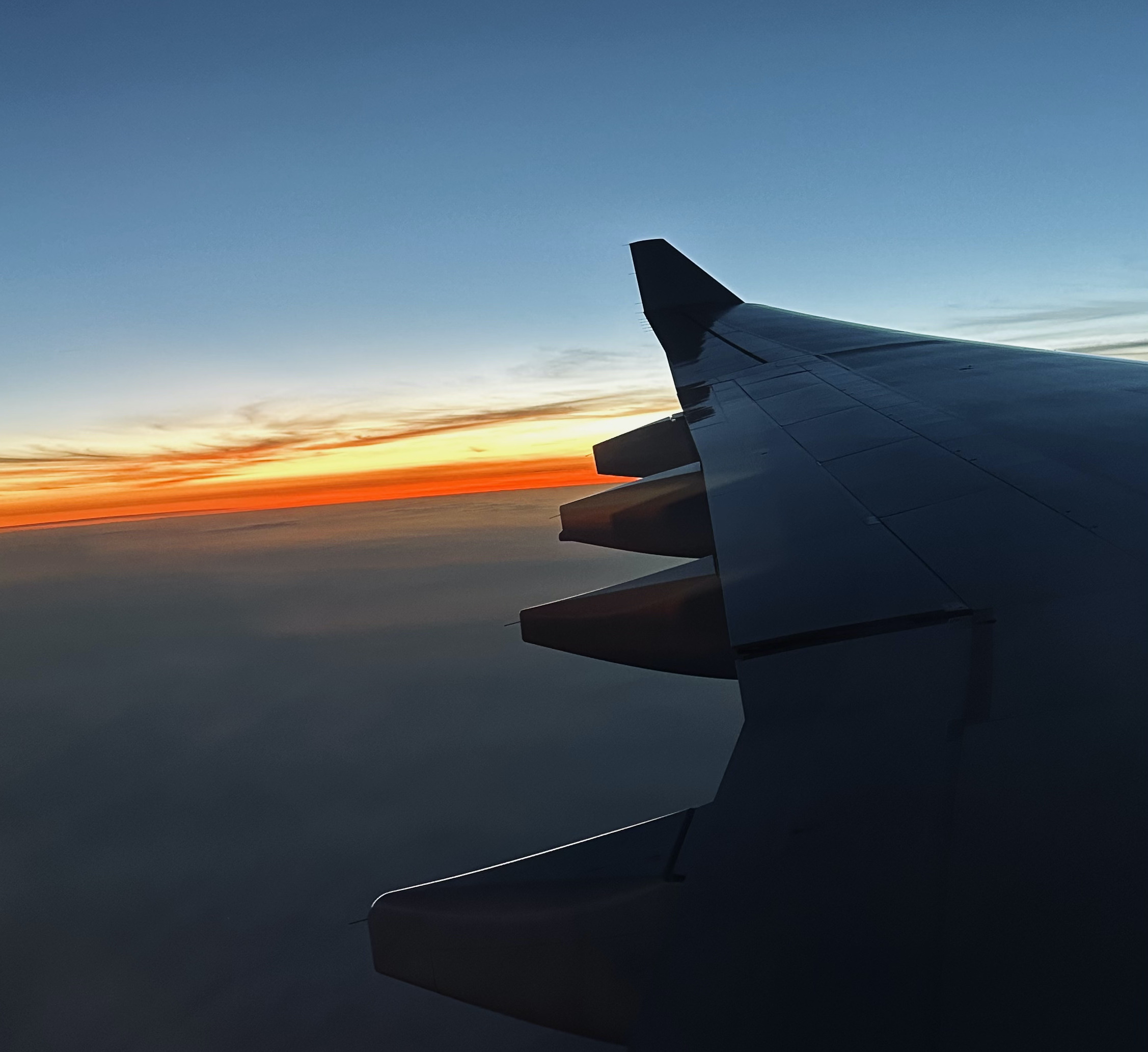 タイへ向かう飛行機の様子